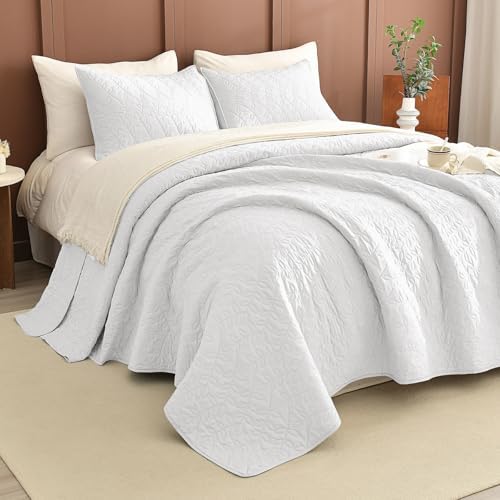 Lady Ann White Leaves Oversized King Quilt Set