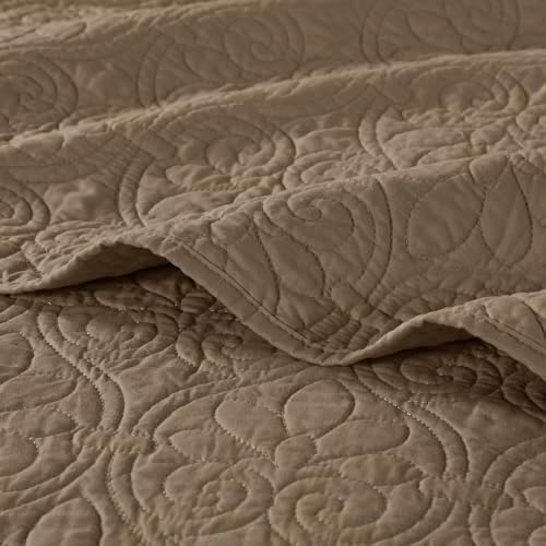 Madison Park Quebec Reversible Damask Bedspread Set King Size