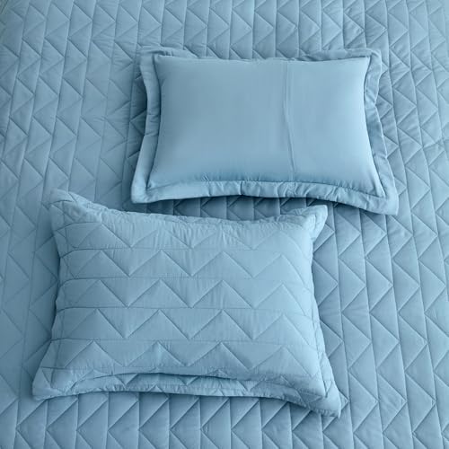Blythease Oversized King Bedspread Set Ashley Blue 1