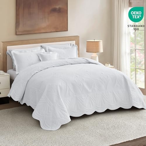 DaisyHuang Oversized Bedspread Set - 5 Piece White Reversible