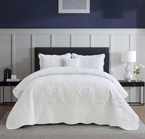 DaisyHuang Botanical Bedspread Set - Leaves Pattern Reversible 4 Piece White