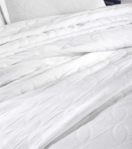 Superior Cotton Bedspread Set with Geometric Circles
