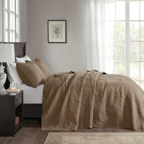 Madison Park Quebec Reversible Damask Bedspread Set King Size
