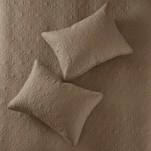 Madison Park Quebec Reversible Damask Bedspread Set King Size