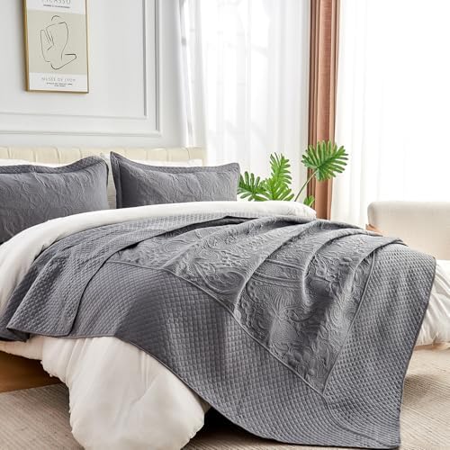 ECHODRM Oversized King Quilt 120x118 Dark Grey