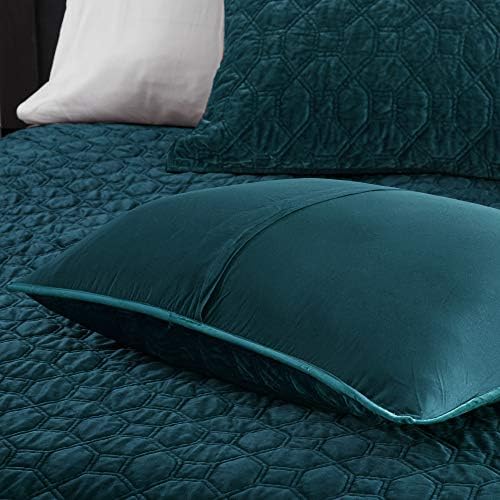 Madison Park Harper Velvet Quilt Set Teal 3 Piece