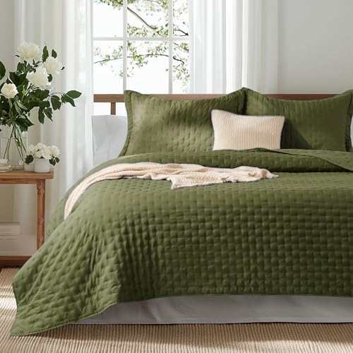 Bedsure King Quilt Set - Ultra Soft Olive Green Bedspread