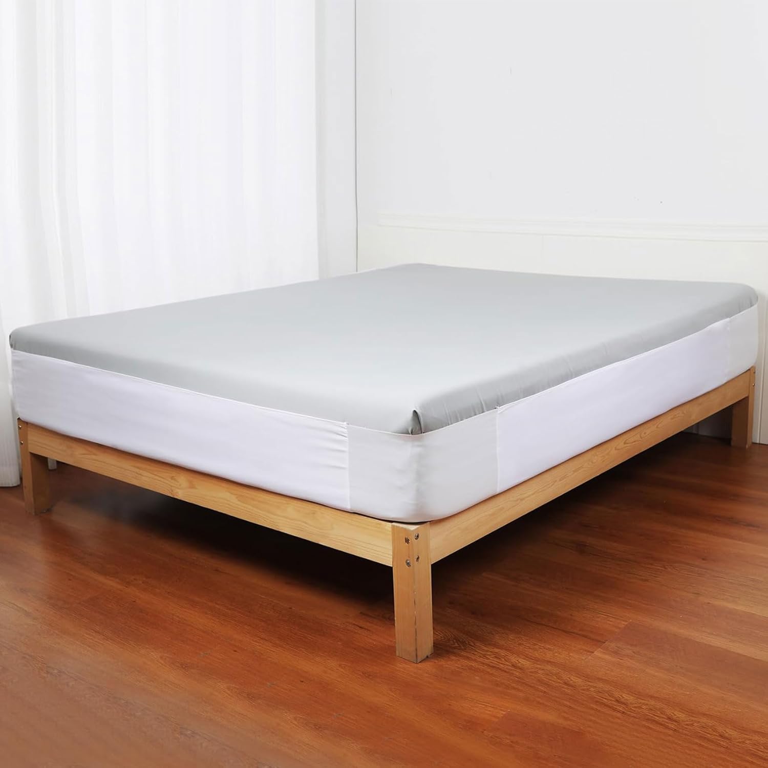 Fitted Sheet Straps for Full Mattress - Sturdy and Reusable 1