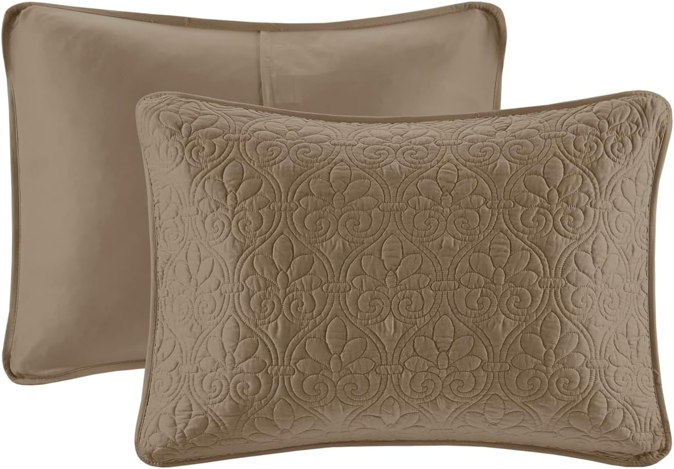 Madison Park Quebec Reversible Damask Bedspread Set King Size