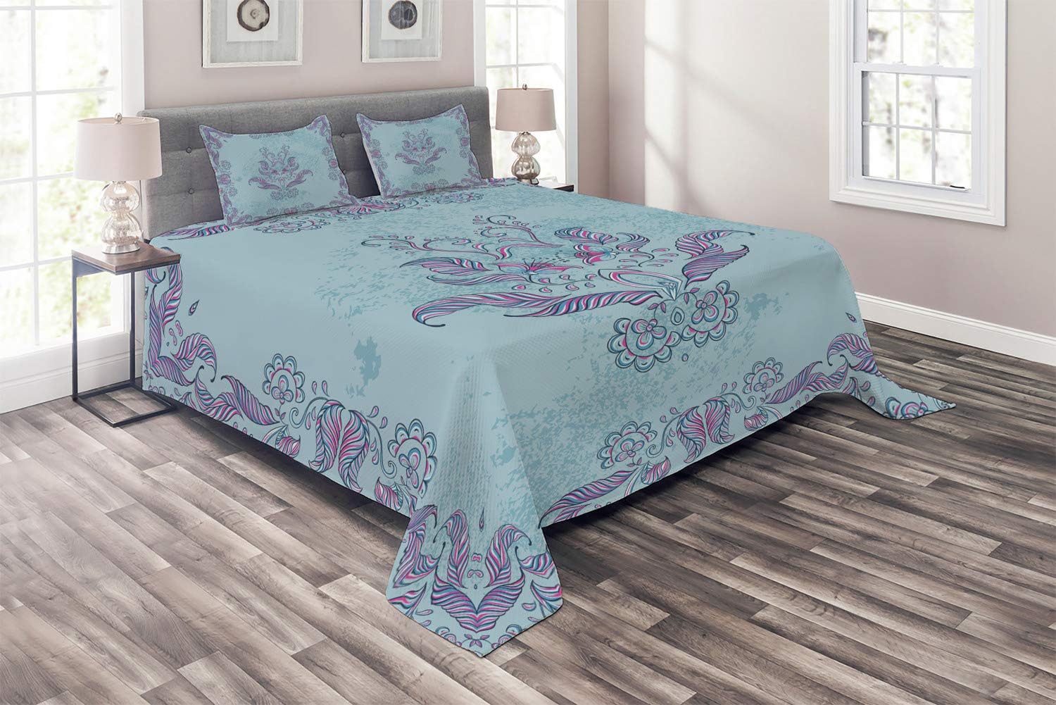 Ambesonne 3-Piece Queen Bedspread Set with Pillow Shams
