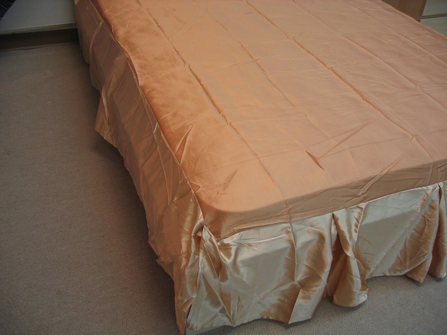 DaDa Bedding BM4578 Golden Bed Skirt Twin 1