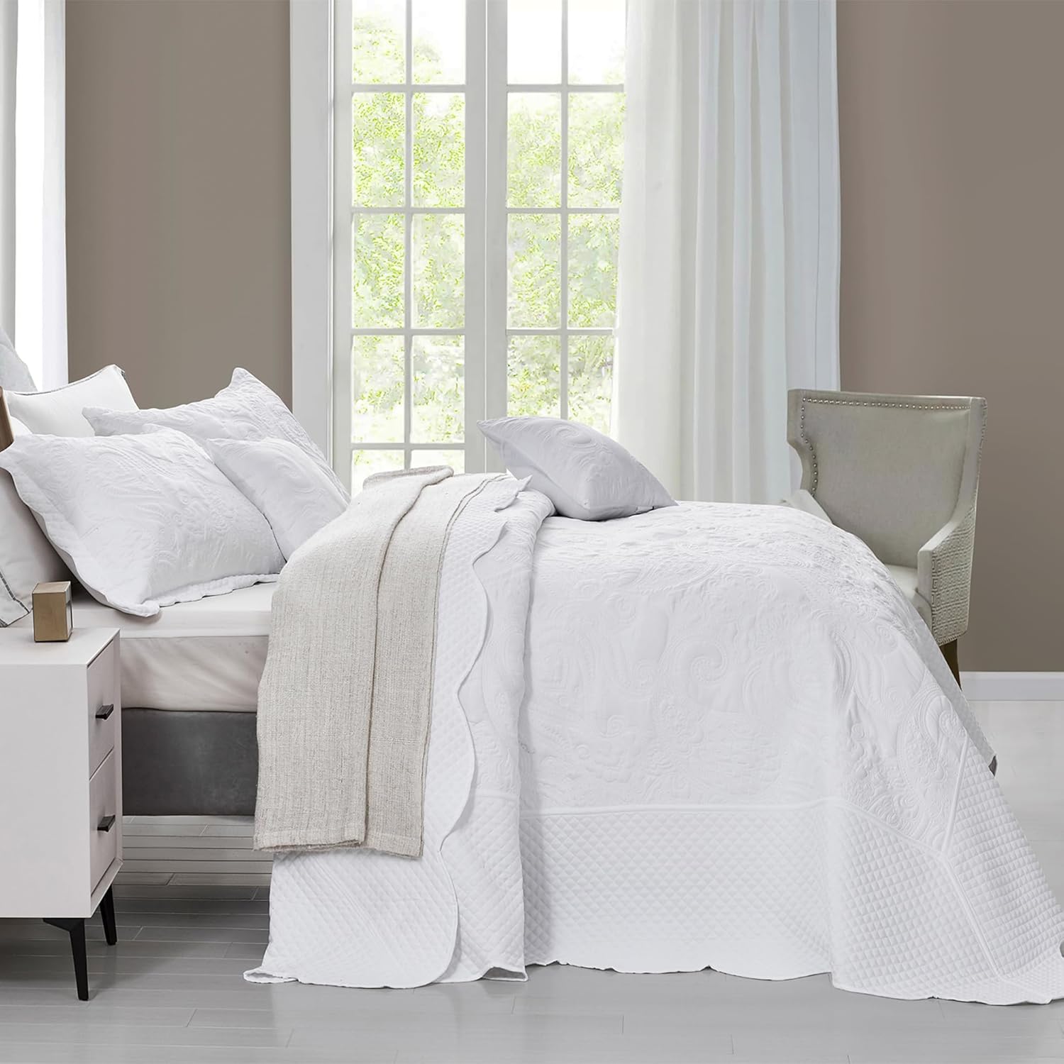 Blythease Oversized King Bedspread Set