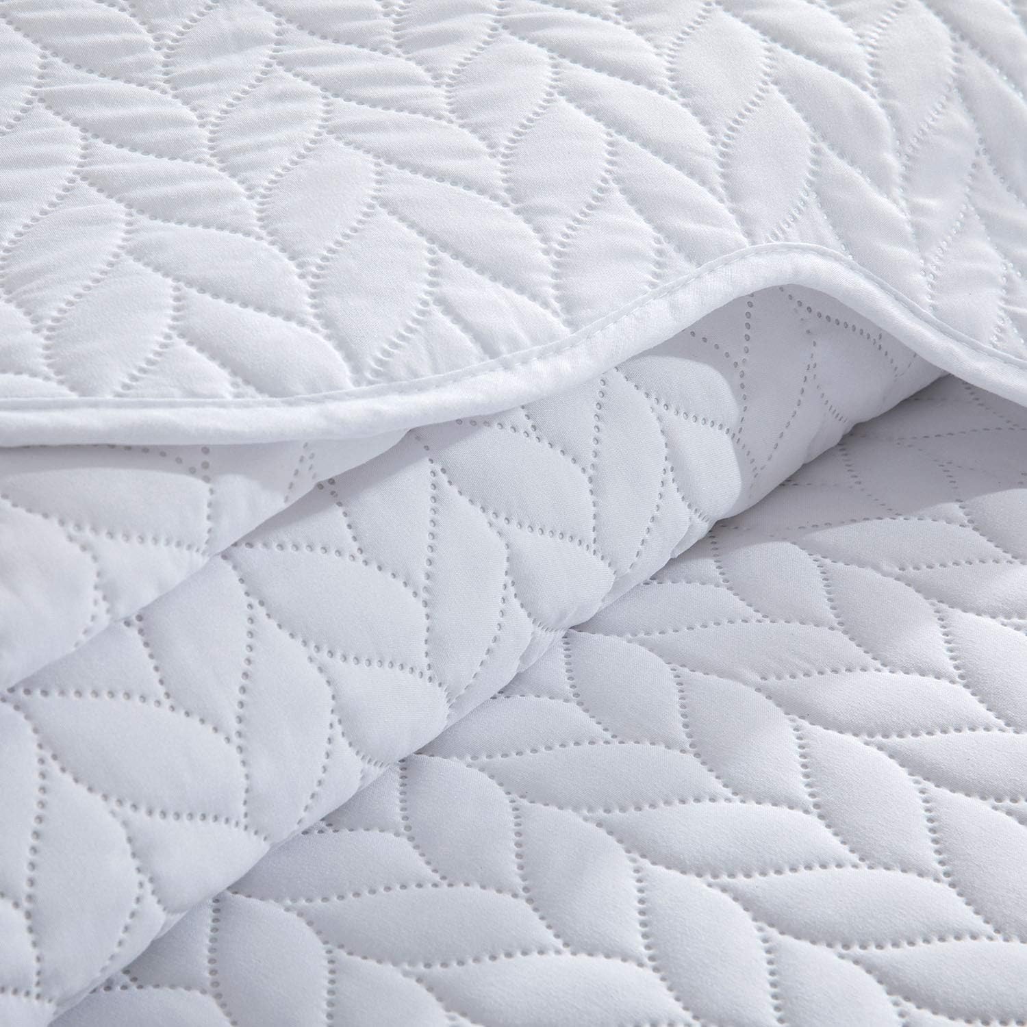 MOONLIGHT20015 King Size Quilt Set with 2 Pillow Shams