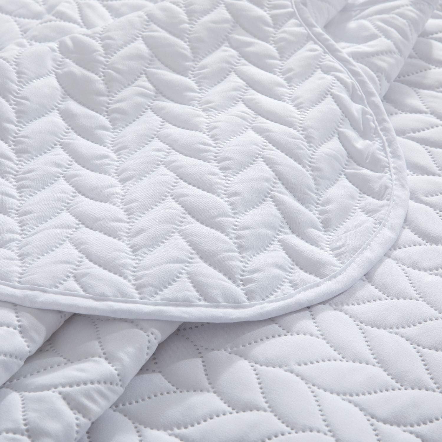 MOONLIGHT20015 King Size Quilt Set with 2 Pillow Shams