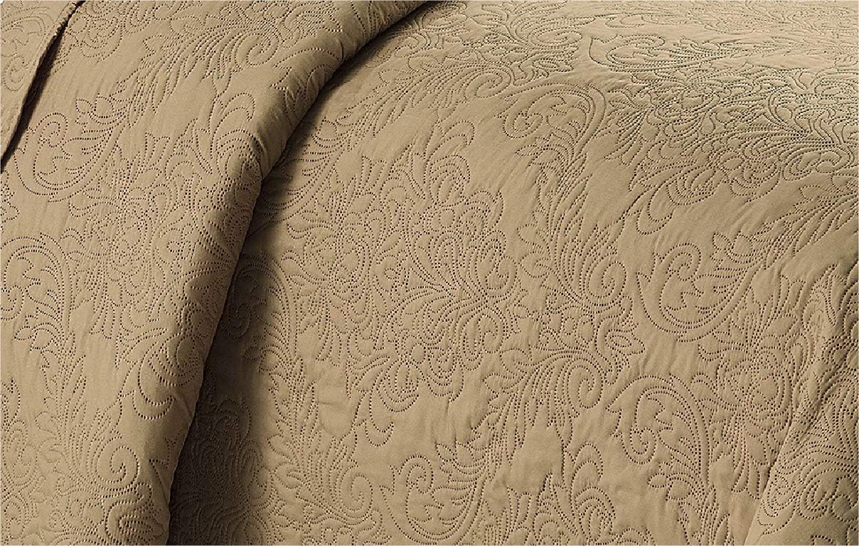 Home Collection 3pc King Cal King Embossed Bedspread Set 1