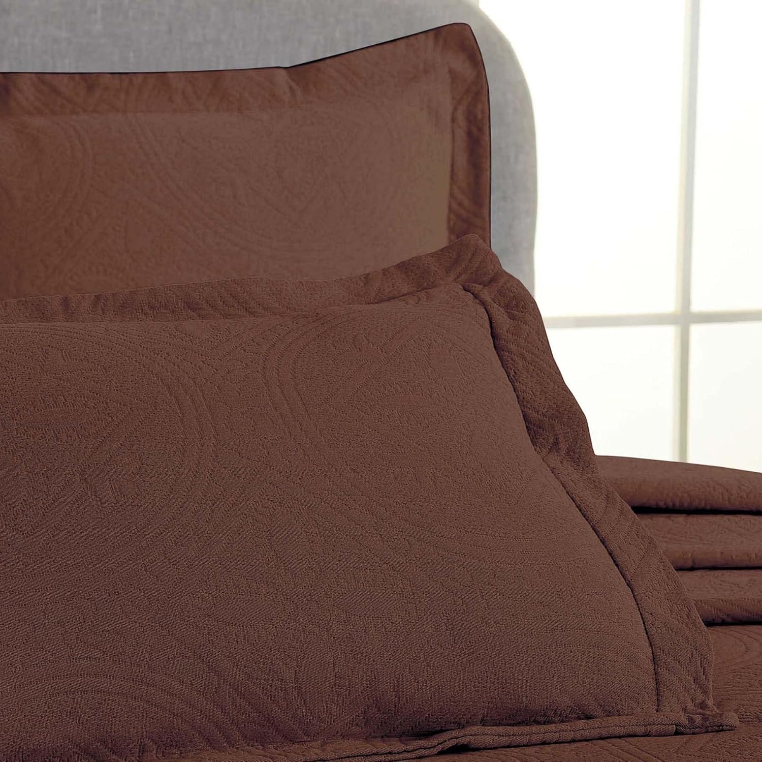 Superior 2 Piece Celtic Circle Bedspread Set Cappuccino
