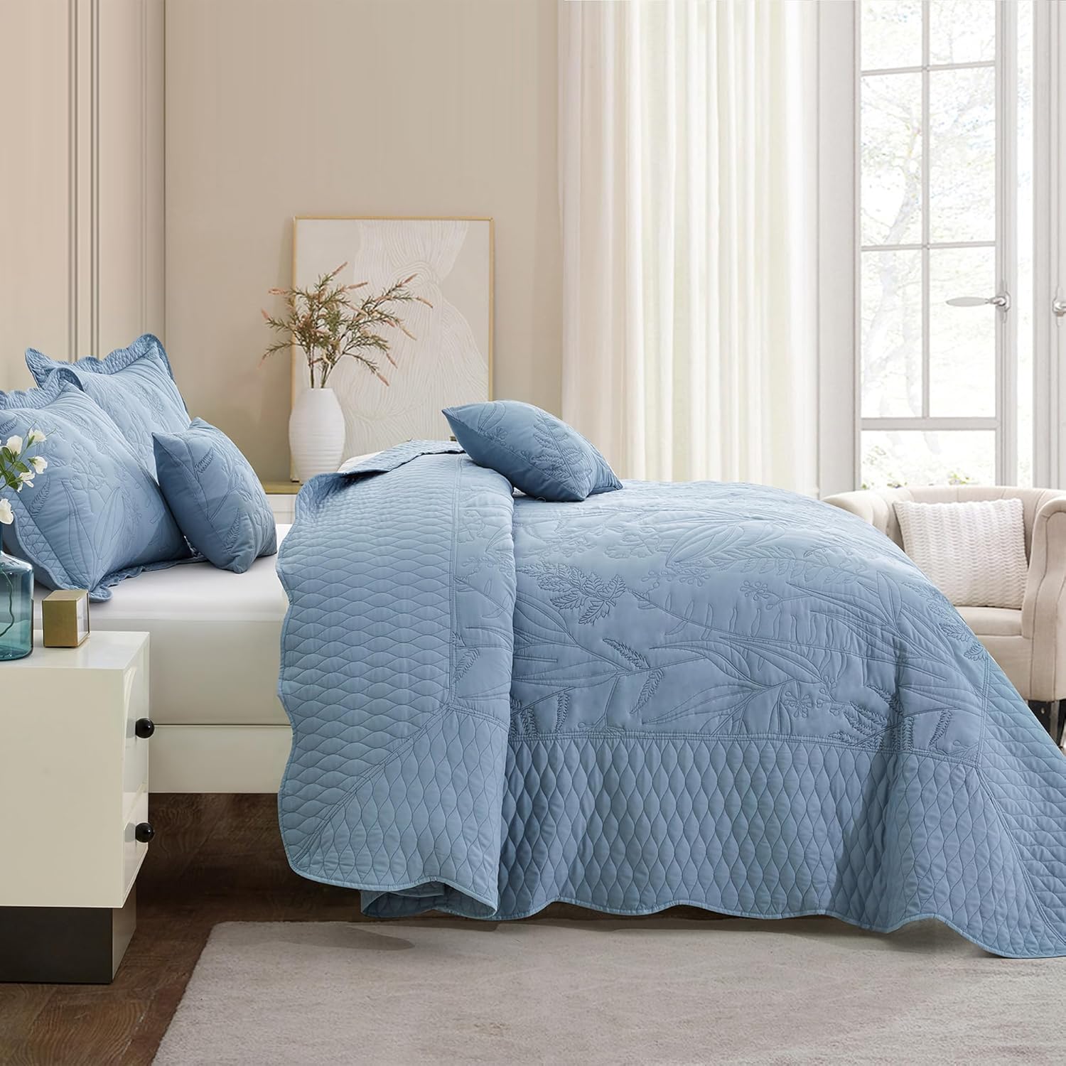 DaisyHuang Botanical Bedspread Set - Leaves Pattern Reversible 4 Piece Ashley Blue