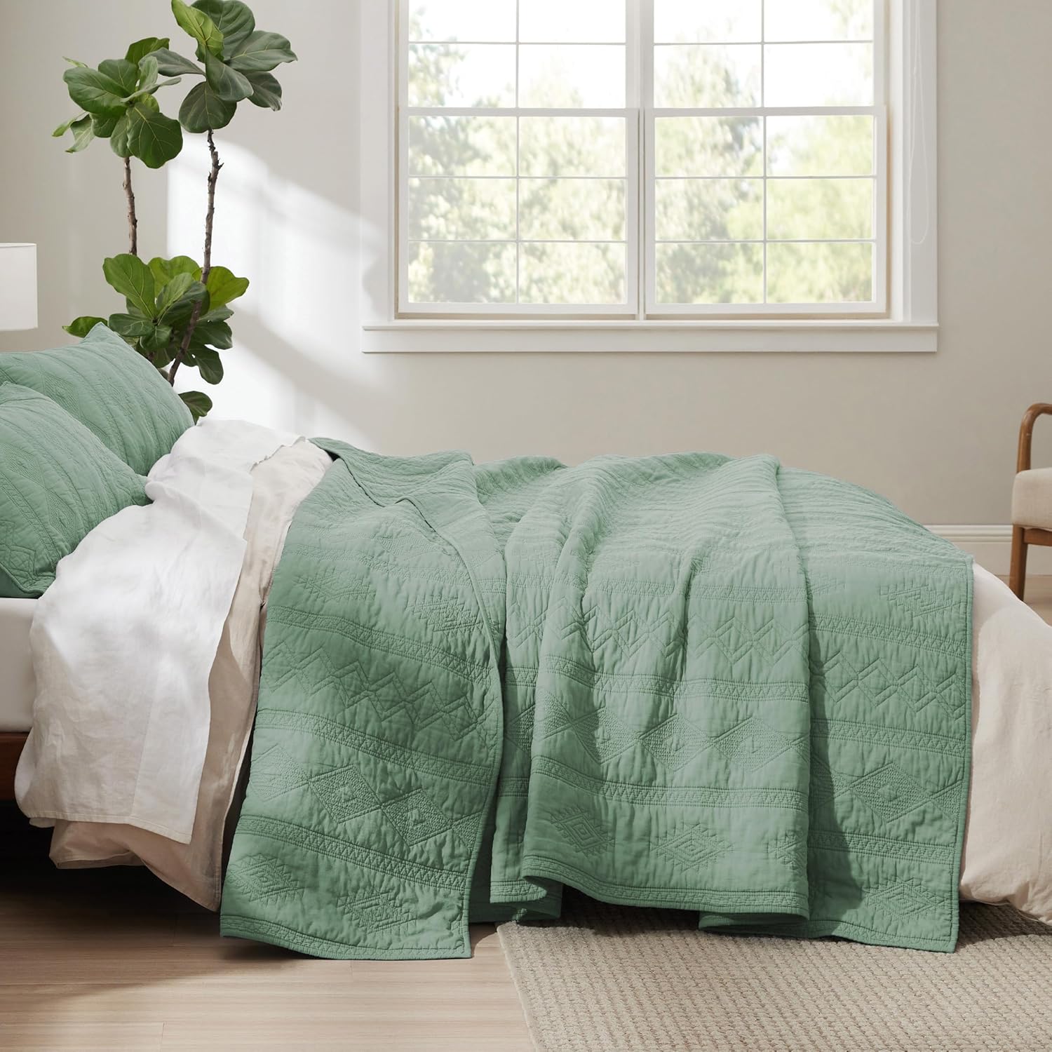 Bedsure 100 Cotton Queen Quilt Set with Pillow Shams