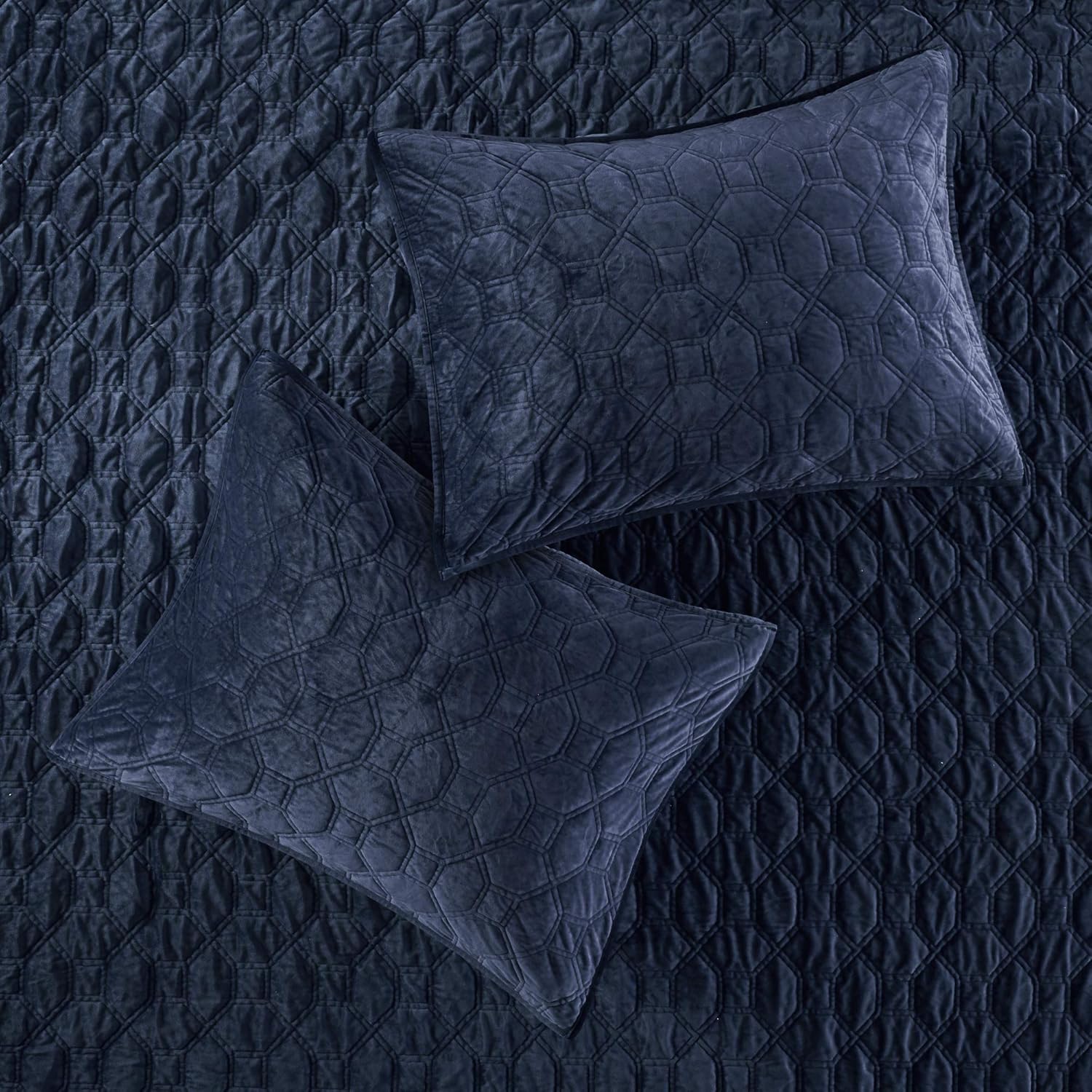 Madison Park Velvet Geometric Quilt Set Navy 3 Piece
