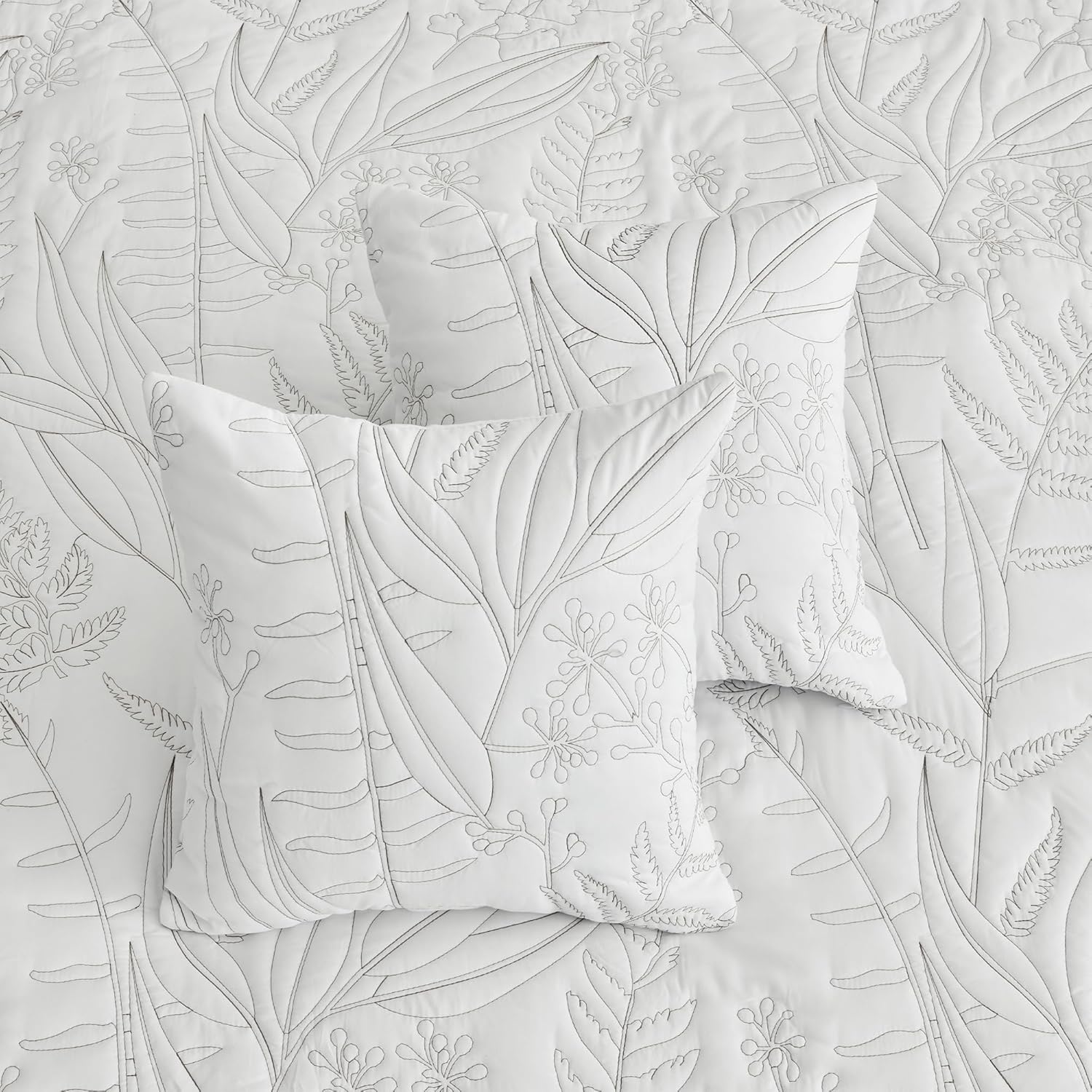 HZ HY Leaves Pattern Queen Bedspread Set Reversible Lightweight 5 Piece White