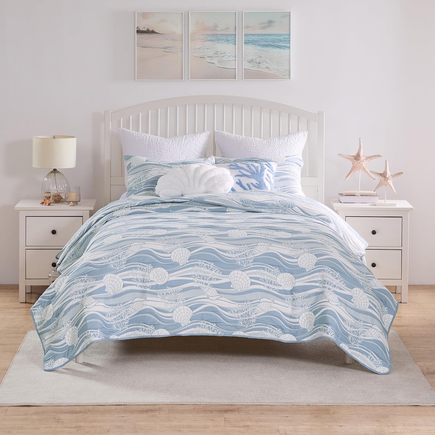 Greenland Home Coastal Paradise Reversible Coverlet Set