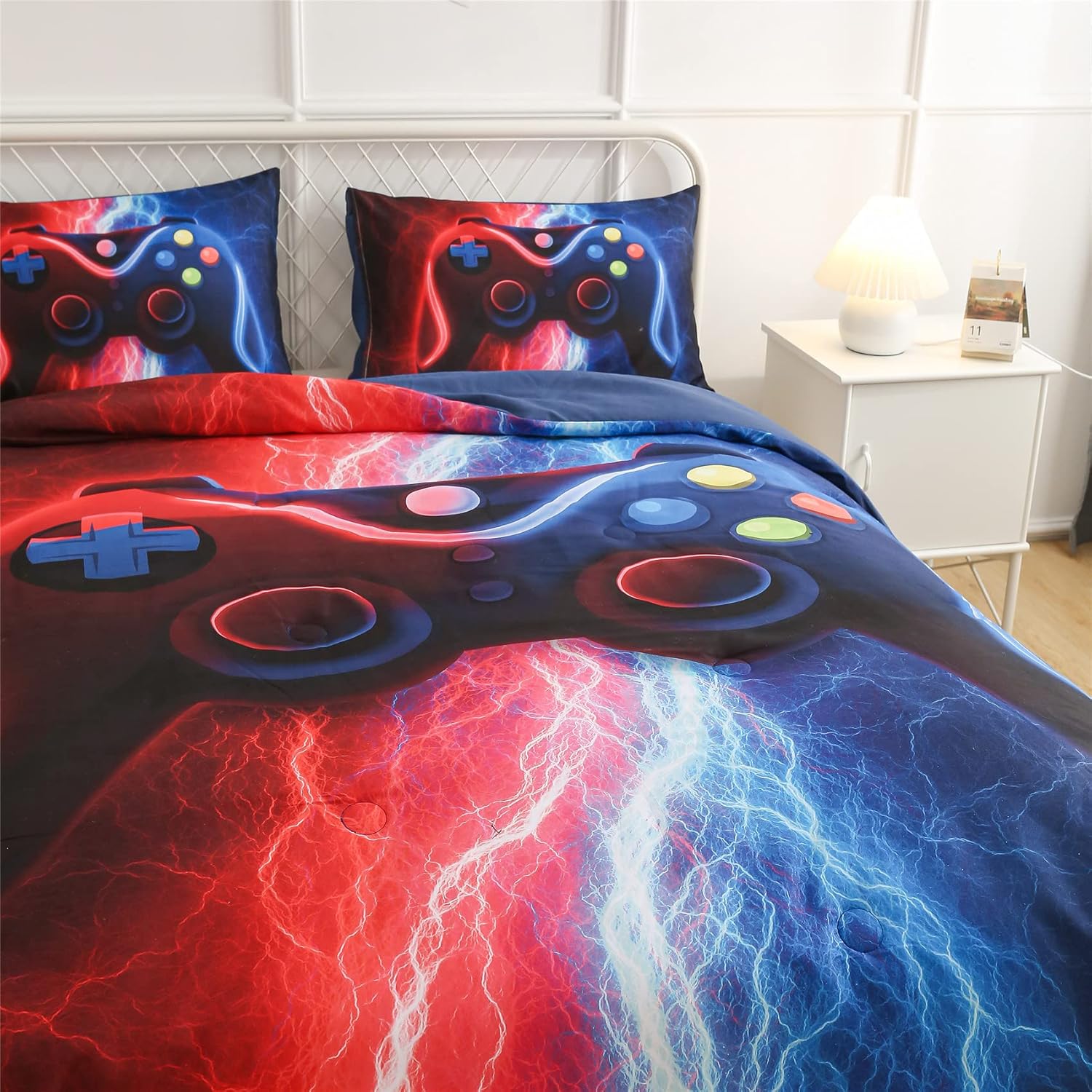 Gamer Gamepad Comforter Set for Boys Red-Blue Lightning Design