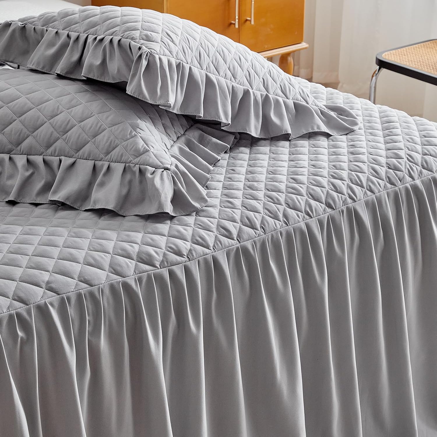 Ruffle Skirt Bedspread Set - 30 Long Drop - Queen Size Gray