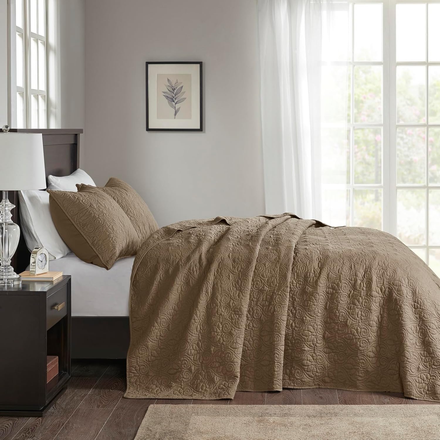 Madison Park Quebec Reversible Damask Bedspread Set King Size
