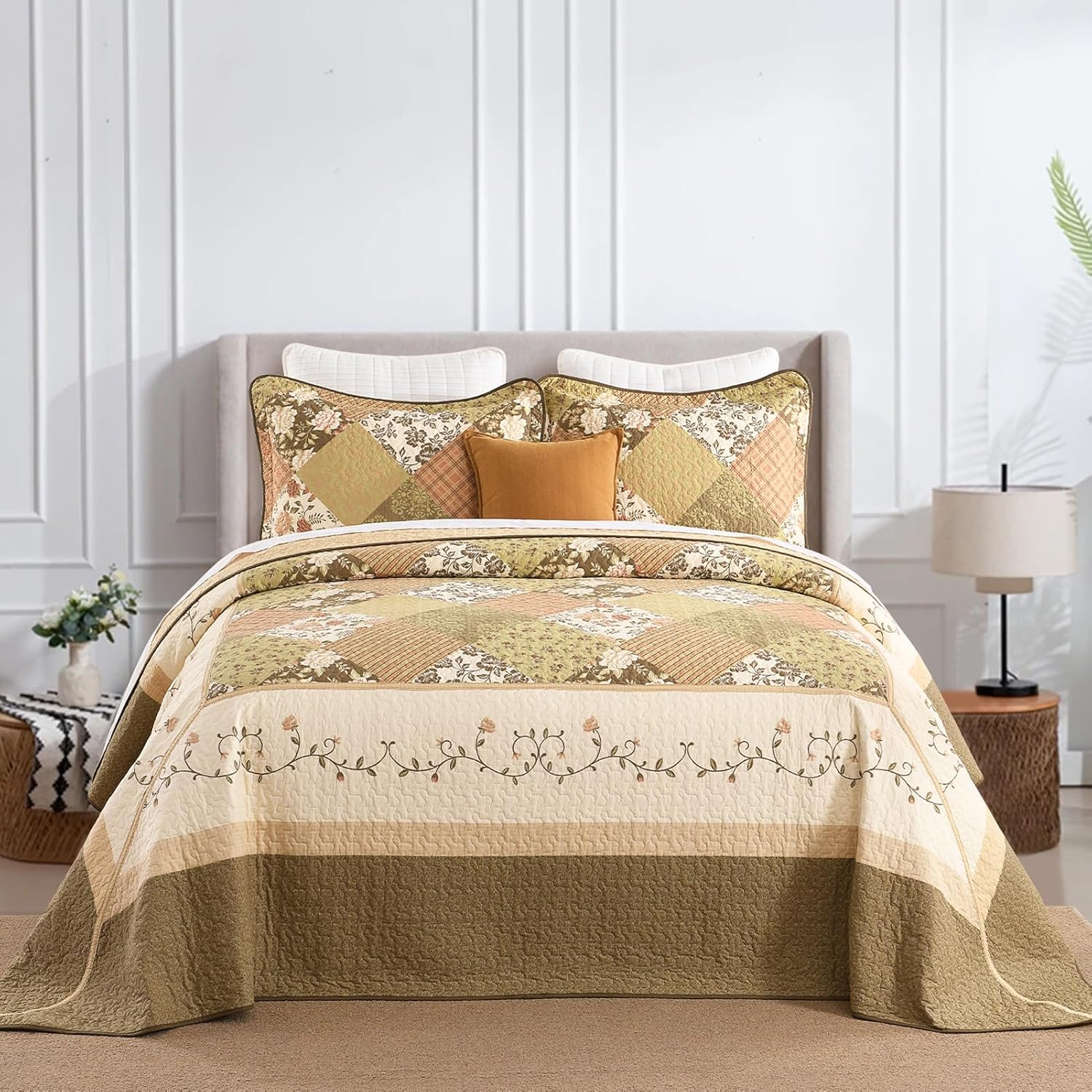 SahSahCasa 120x120 Oversized Cal King Bedspread Set