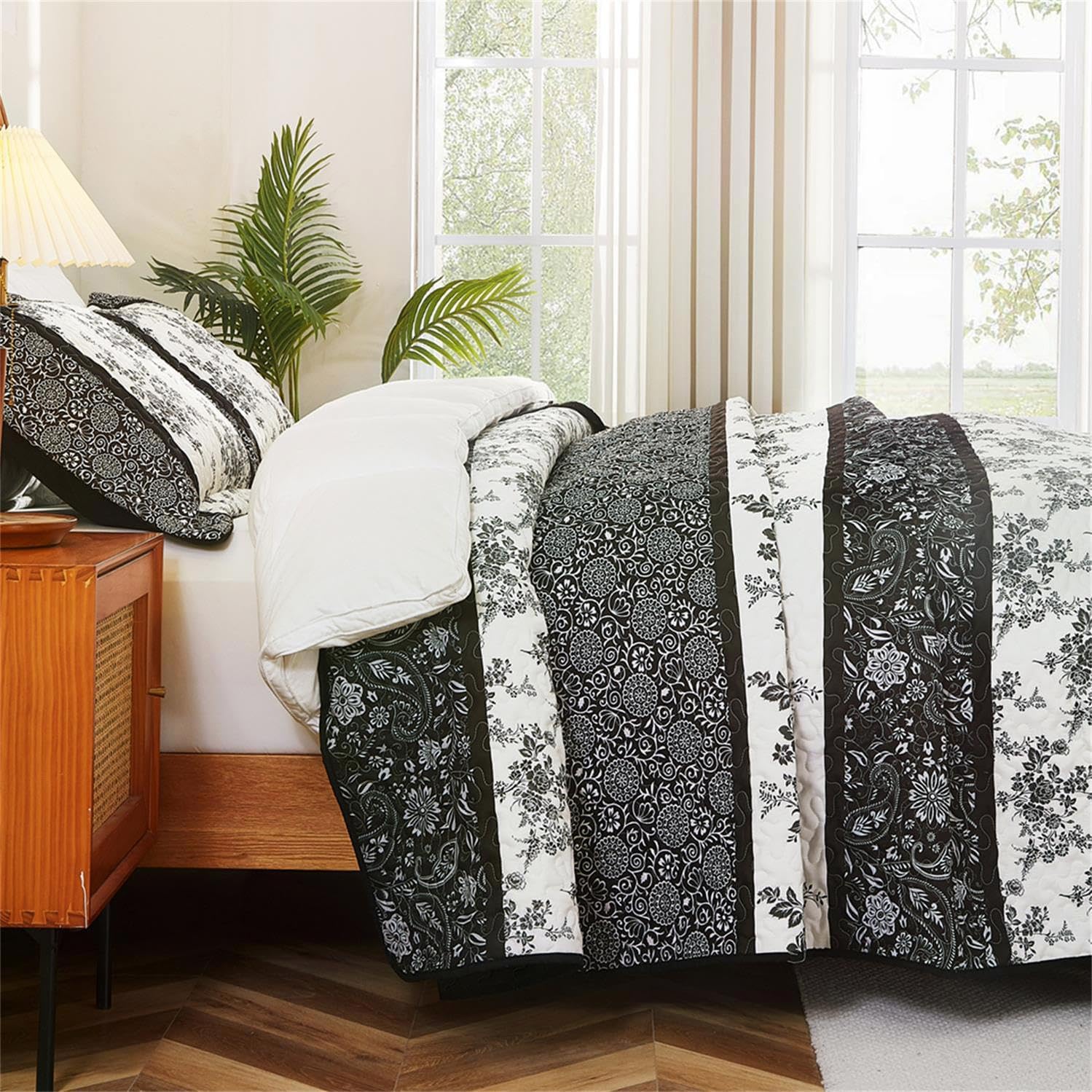 Cmfshape Bohemian Floral Quilt Set King Size 3-Piece 1