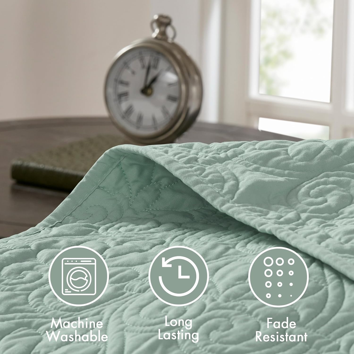 Madison Park Quebec Reversible Quilt Set Damask Design Queen 3 Piece