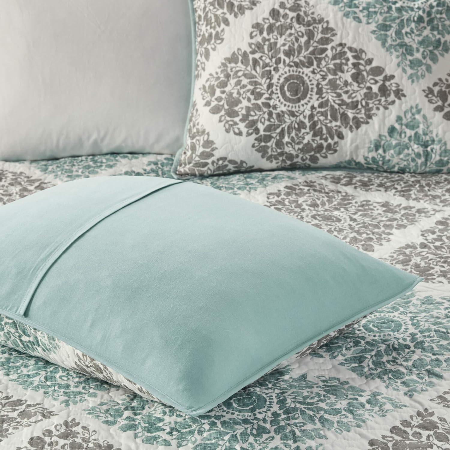 Madison Park Claire Quilt Coverlet Set - 6 Piece Diamond Aqua Pattern KingCal King
