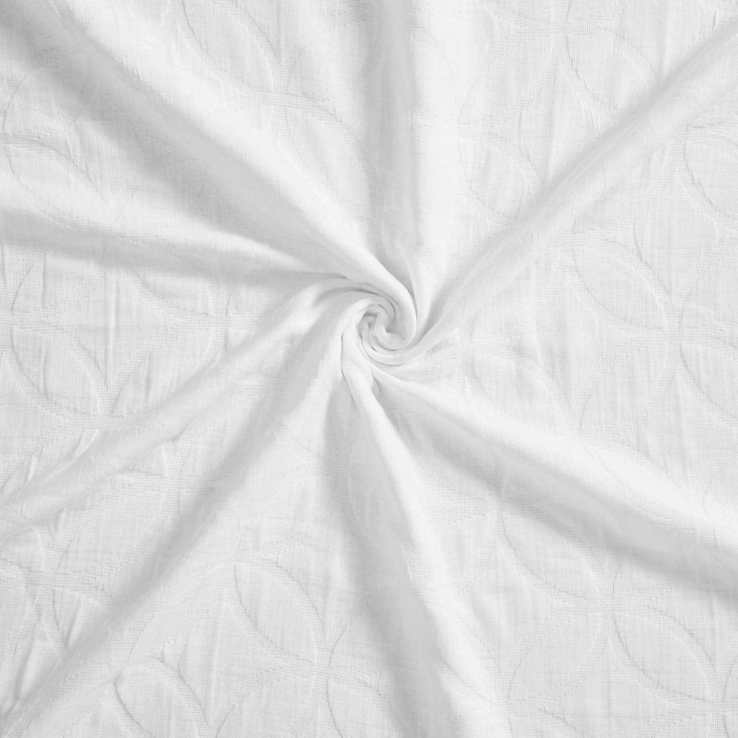 Superior Cotton Bedspread Set with Geometric Circles