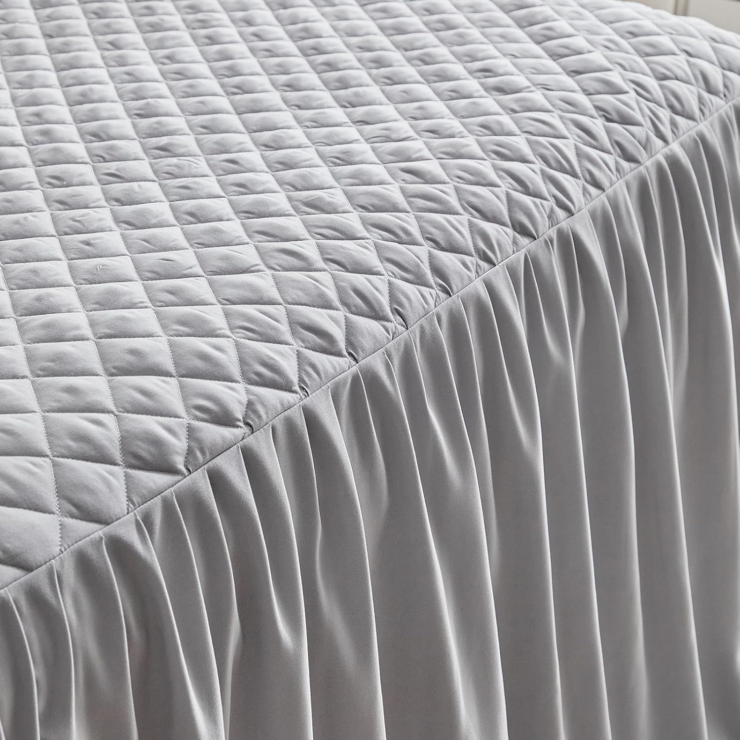 Ruffle Skirt Bedspread Set - 30 Long Drop - Queen Size Gray