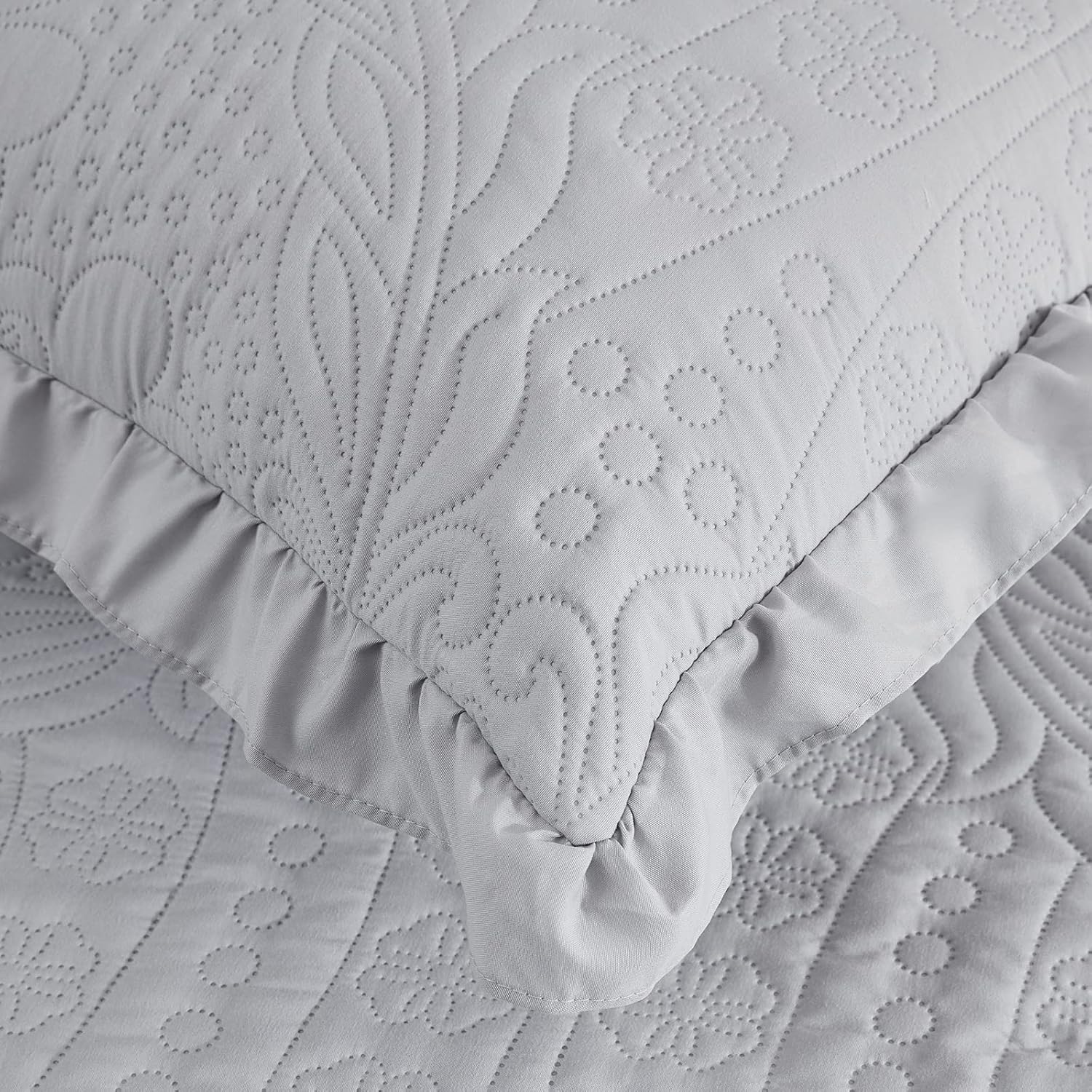CHIXIN Ruffle Skirt Bedspread King Size - Light Grey 3 Piece Set
