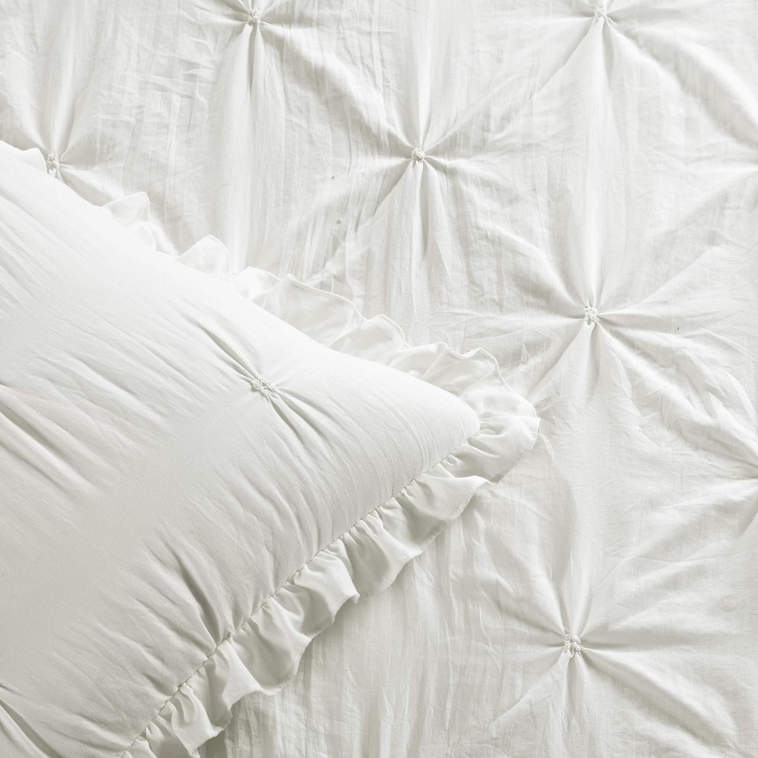 Lush Decor Ravello Pintuck Ruffle Skirt Bedspread Set King White