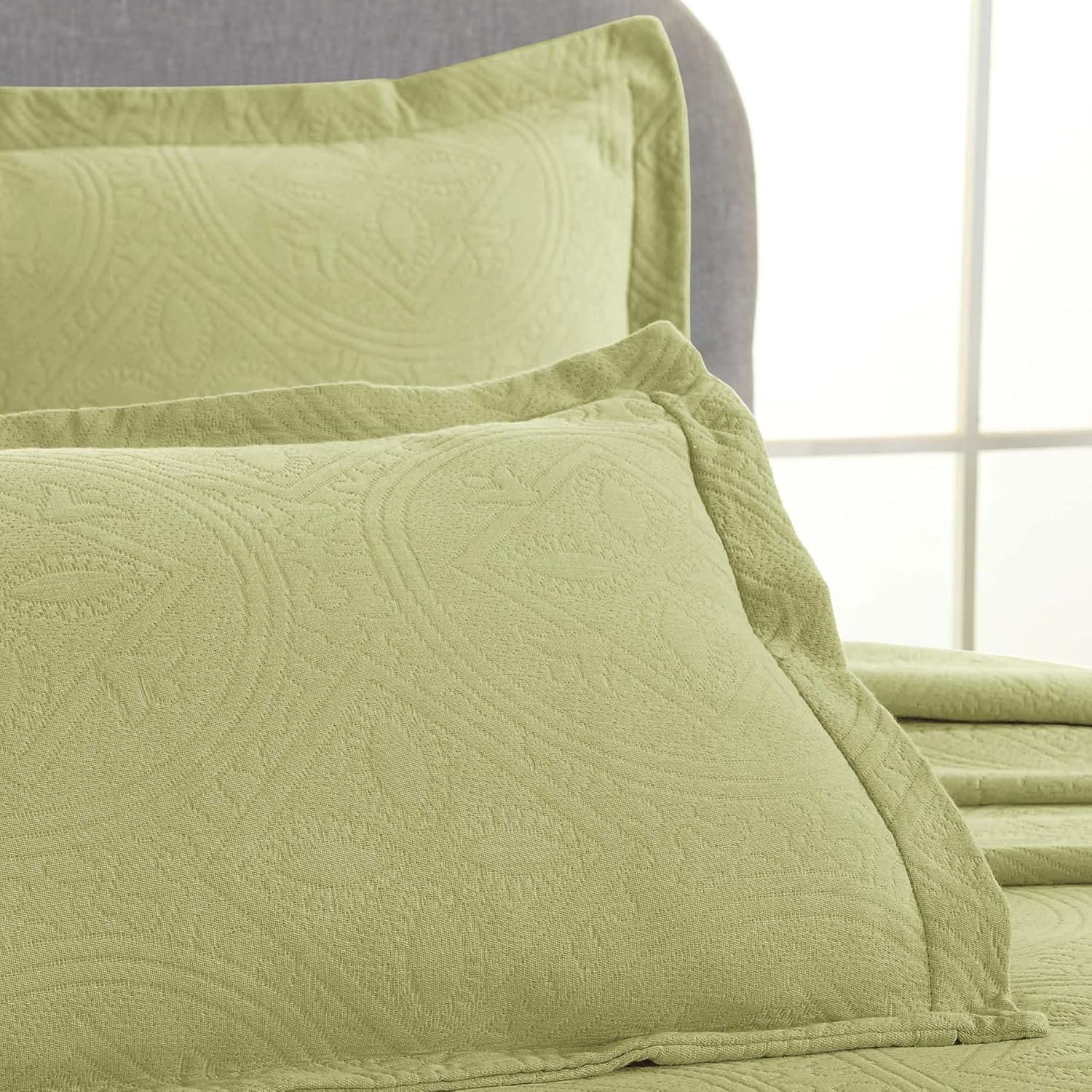 Superior 2 Piece Celtic Circles Cotton Bedspread Set