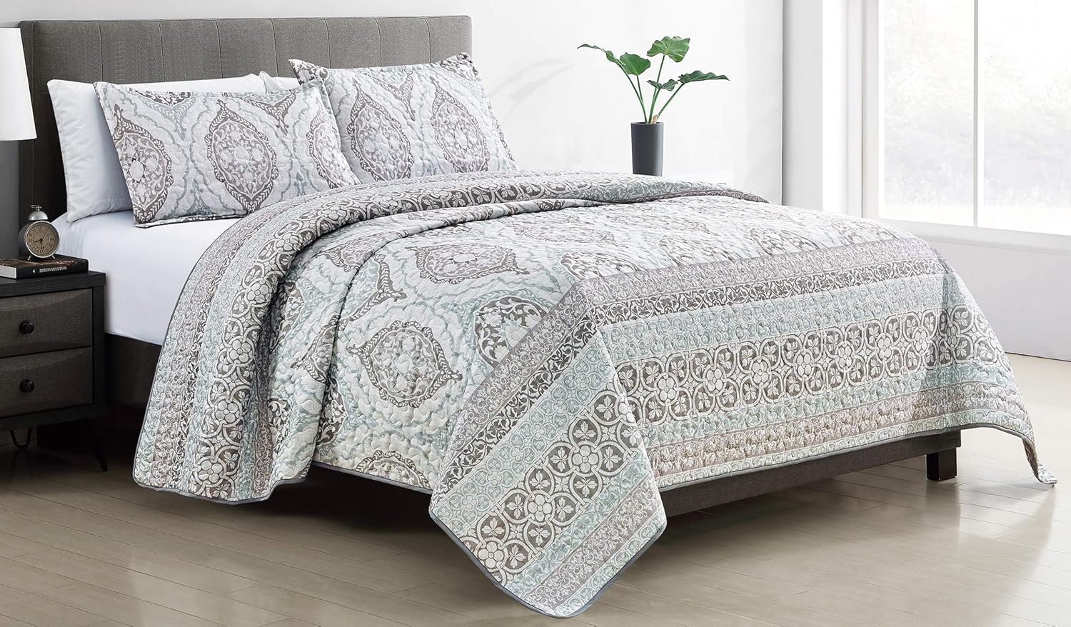 Grand Linen 3-Piece Reversible Quilt Set King Size
