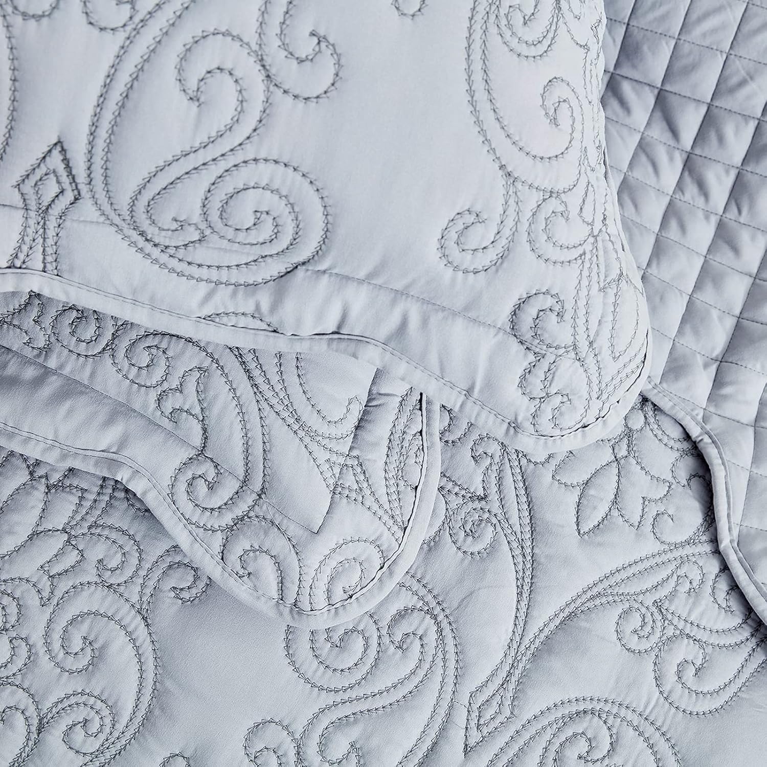 CHIXIN Full Size Bedspread Set - Damask Paisley Pattern 4-Piece Reversible