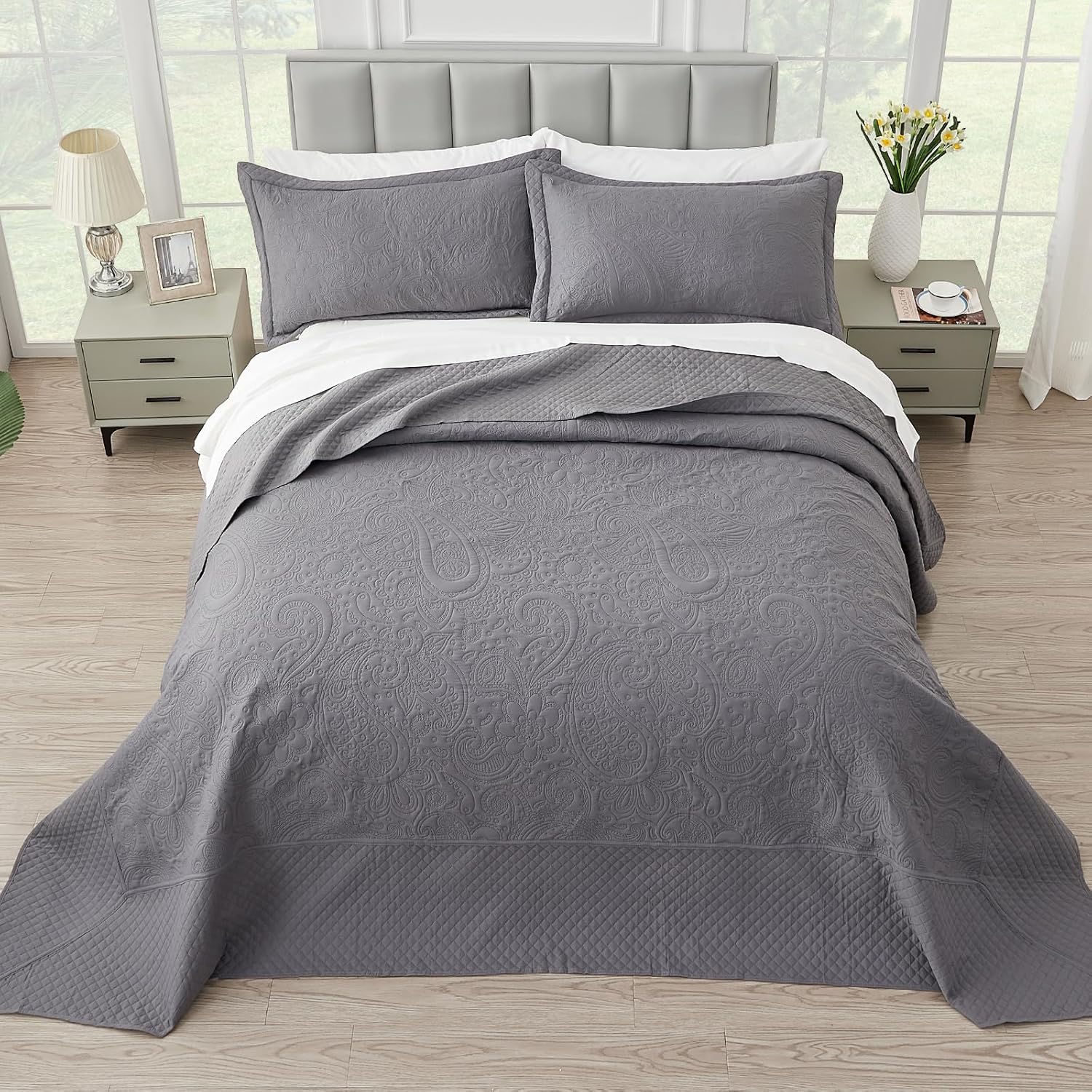 Suchbed California King Bedspread Set 128x120 Grey Paisley Quilt