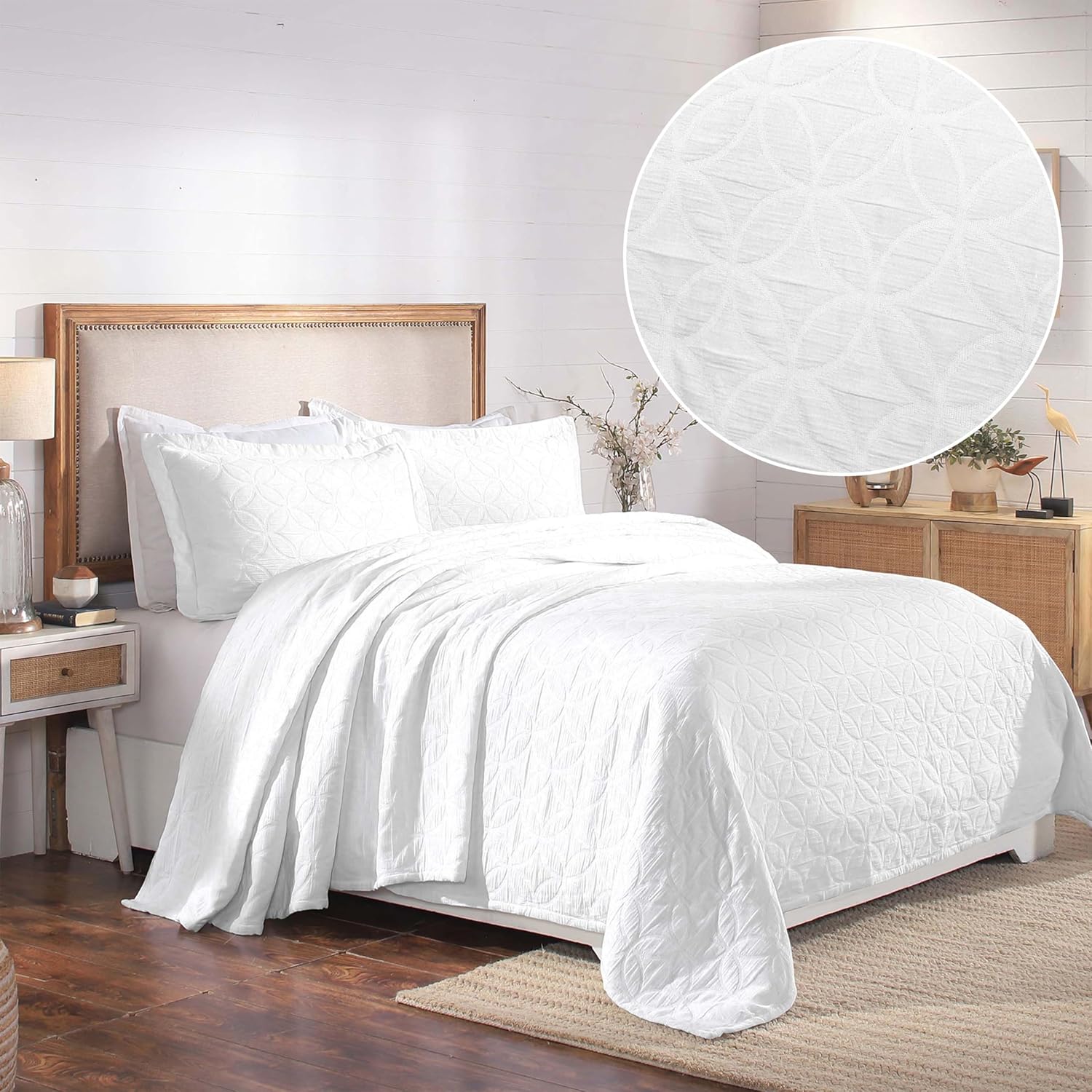 Superior Cotton Bedspread Set with Geometric Circles