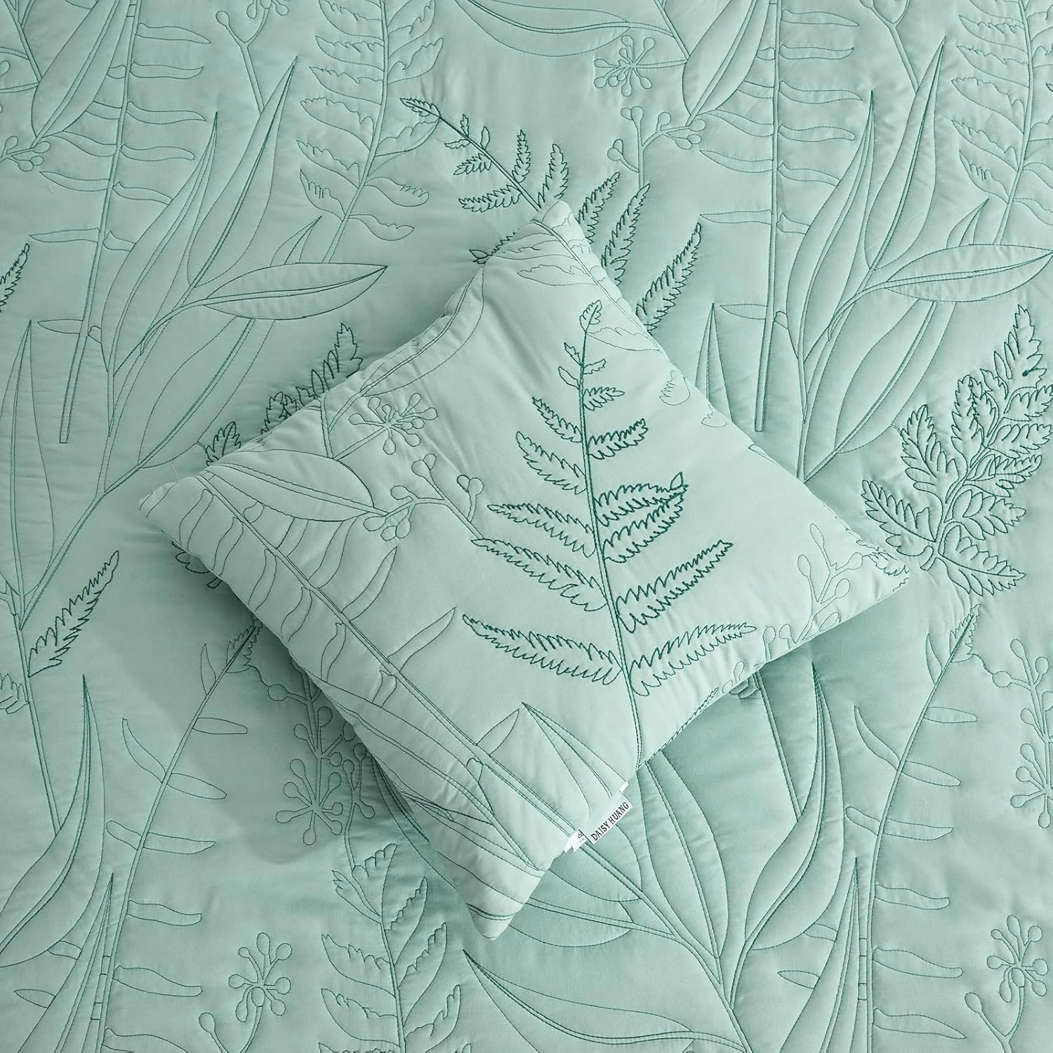 DaisyHuang Botanical Bedspread Set - Leaves Pattern Queen Size 4 Piece