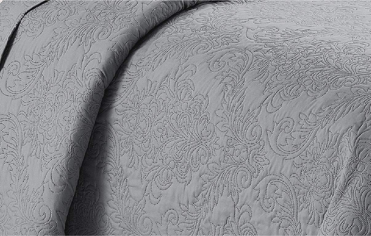 Home Collection 3pc King Cal King Embossed Bedspread Set Light Grey