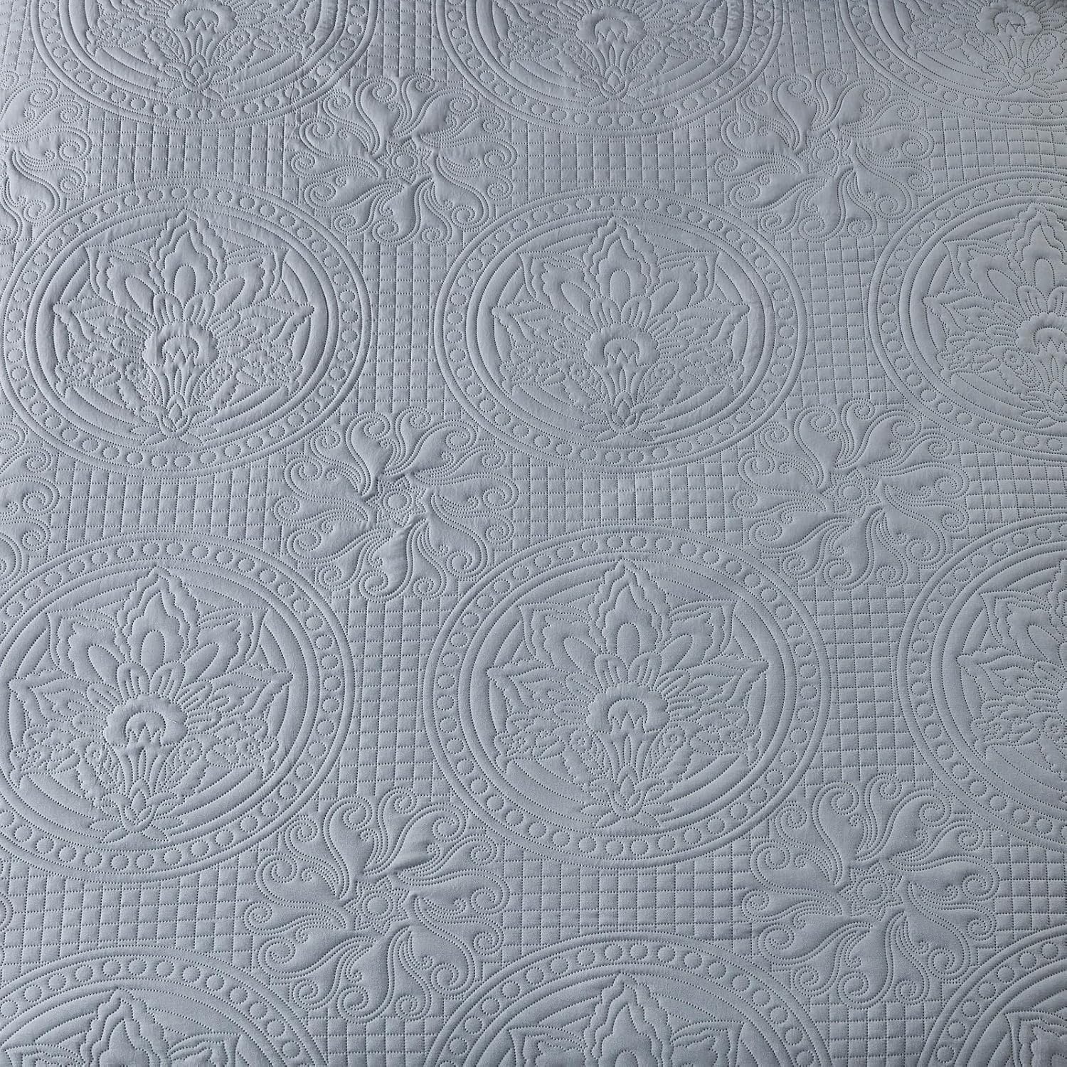 Qucover Oversized King Bedspread Set 3 Piece