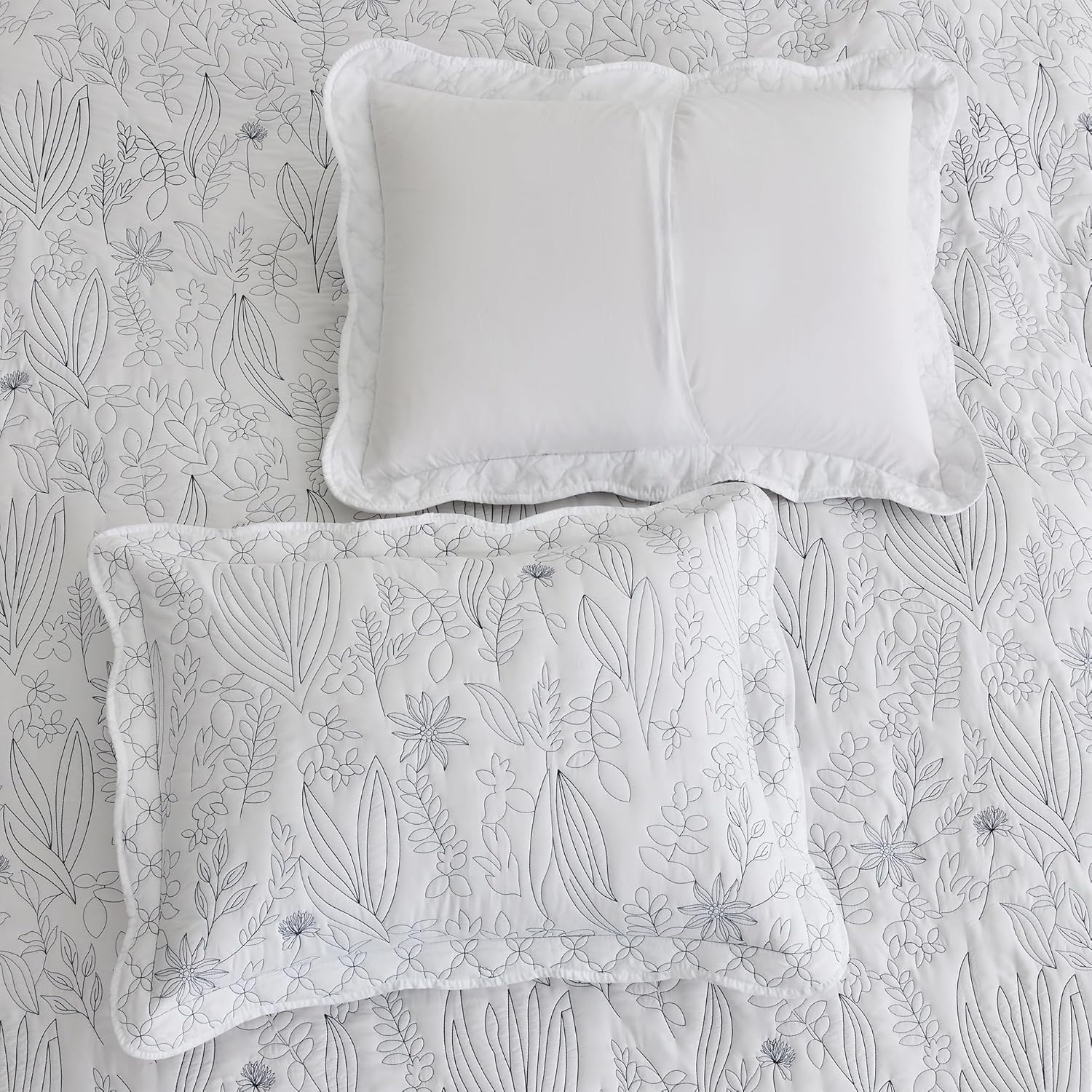 CHIXIN Botanical Bedspread Set - Full Size Leaves Pattern 4 Piece White