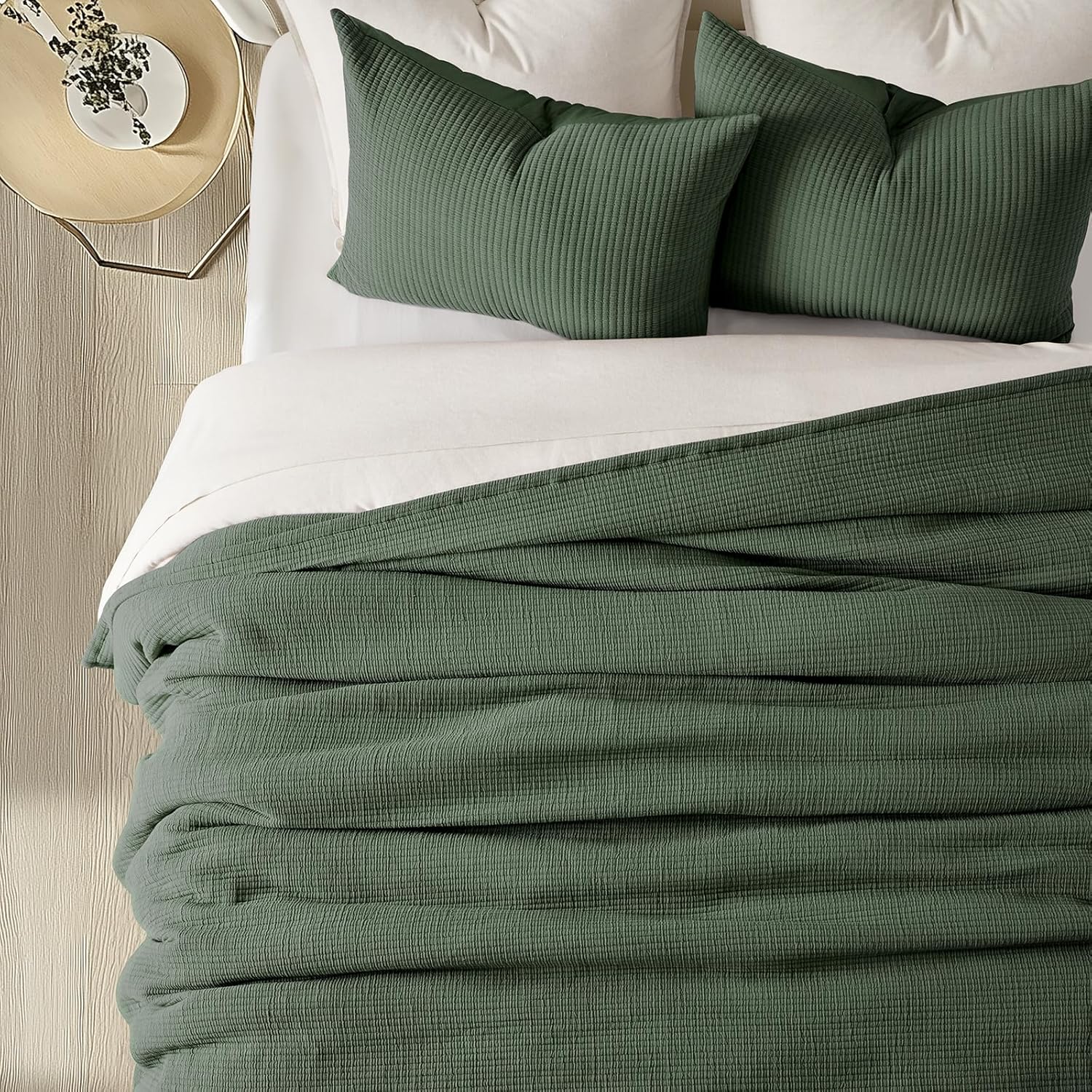 Evergracehome Cotton Gauze Queen Bedspread Set with 2 Shams Olive Green