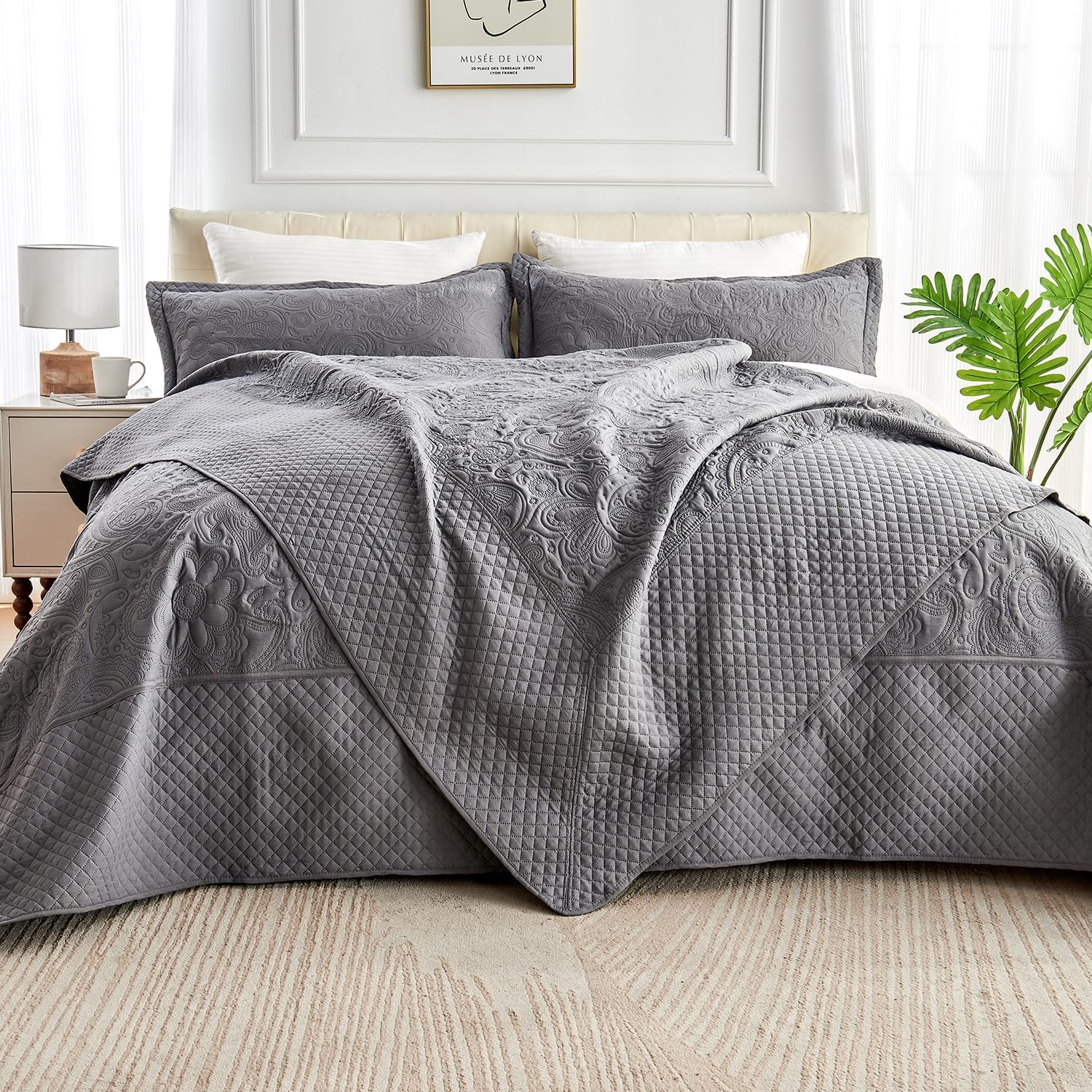 ECHODRM Oversized King Quilt 120x118 Dark Grey