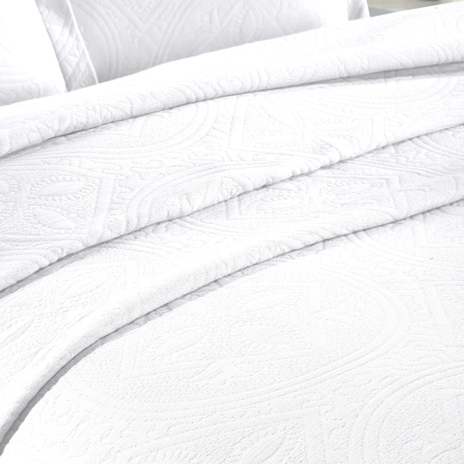 Superior 2 Piece Celtic Circle Cotton Bedspread Set