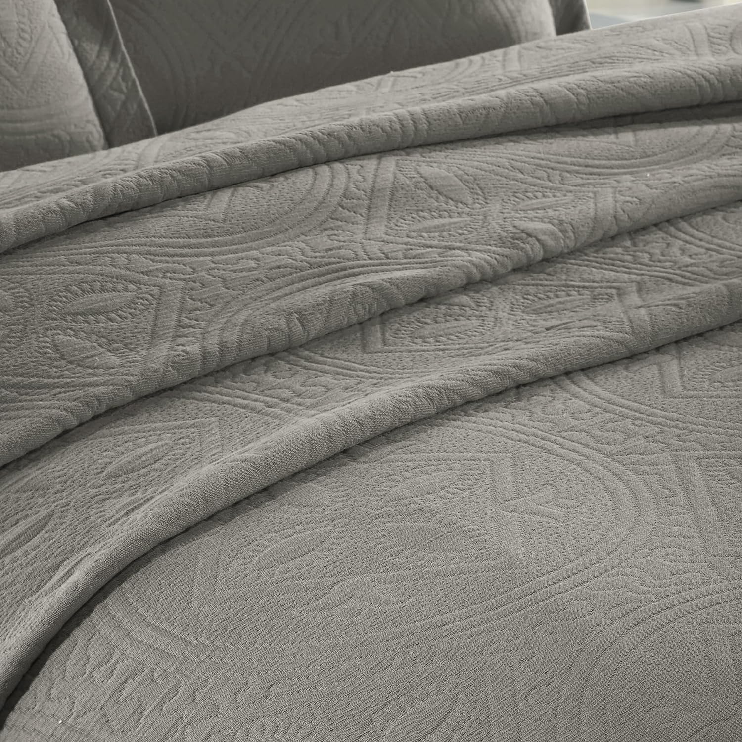 Superior 2 Piece Celtic Circles Cotton Bedspread Set - Twin Charcoal 1