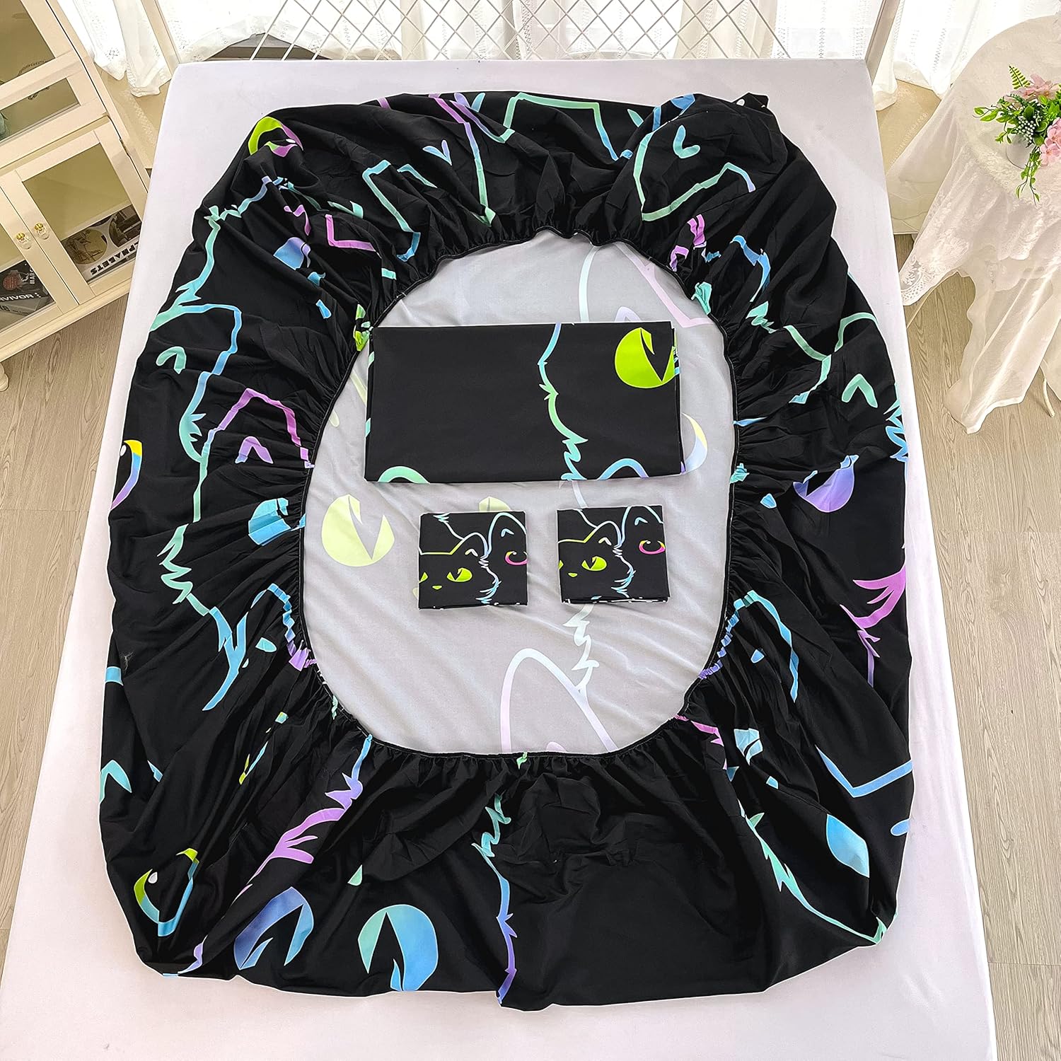 Cute Cartoon Cat Sheet Set Twin Size 4 Piece
